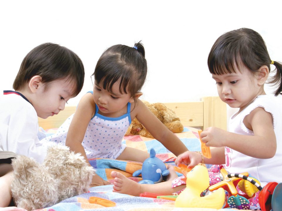 Dịch vụ bảo vệ chăm sóc trẻ em