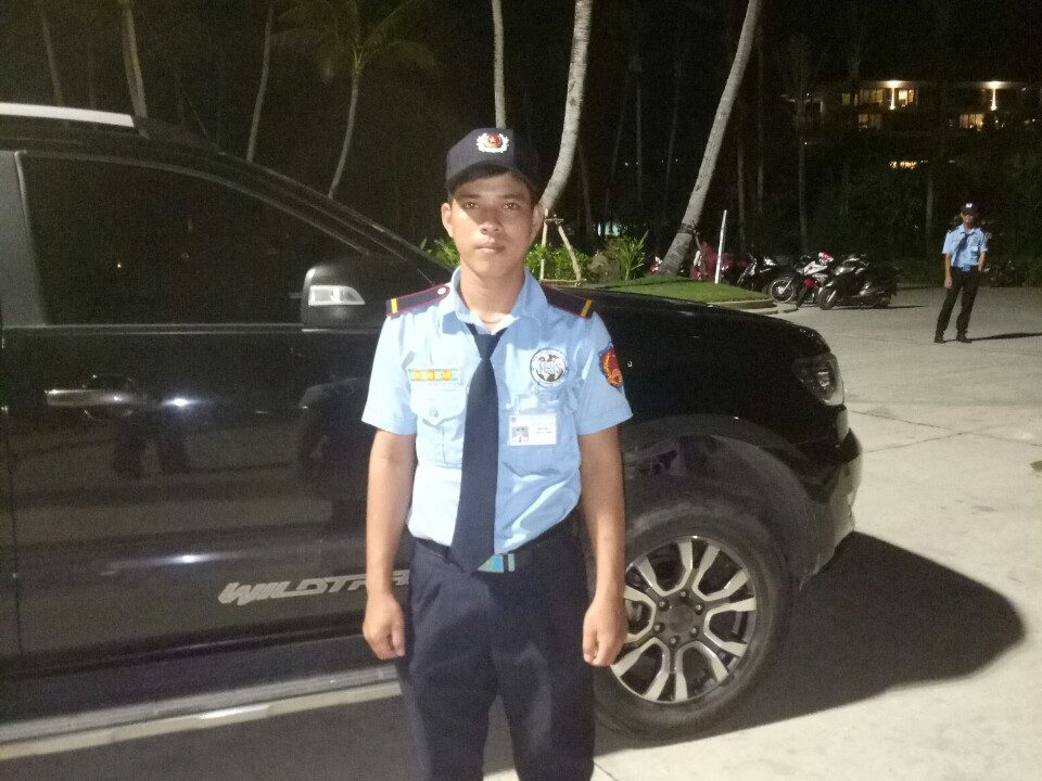 Tuyển nhân viên bảo vệ tại royal city