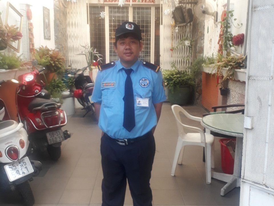 Tuyển nhân viên bảo vệ